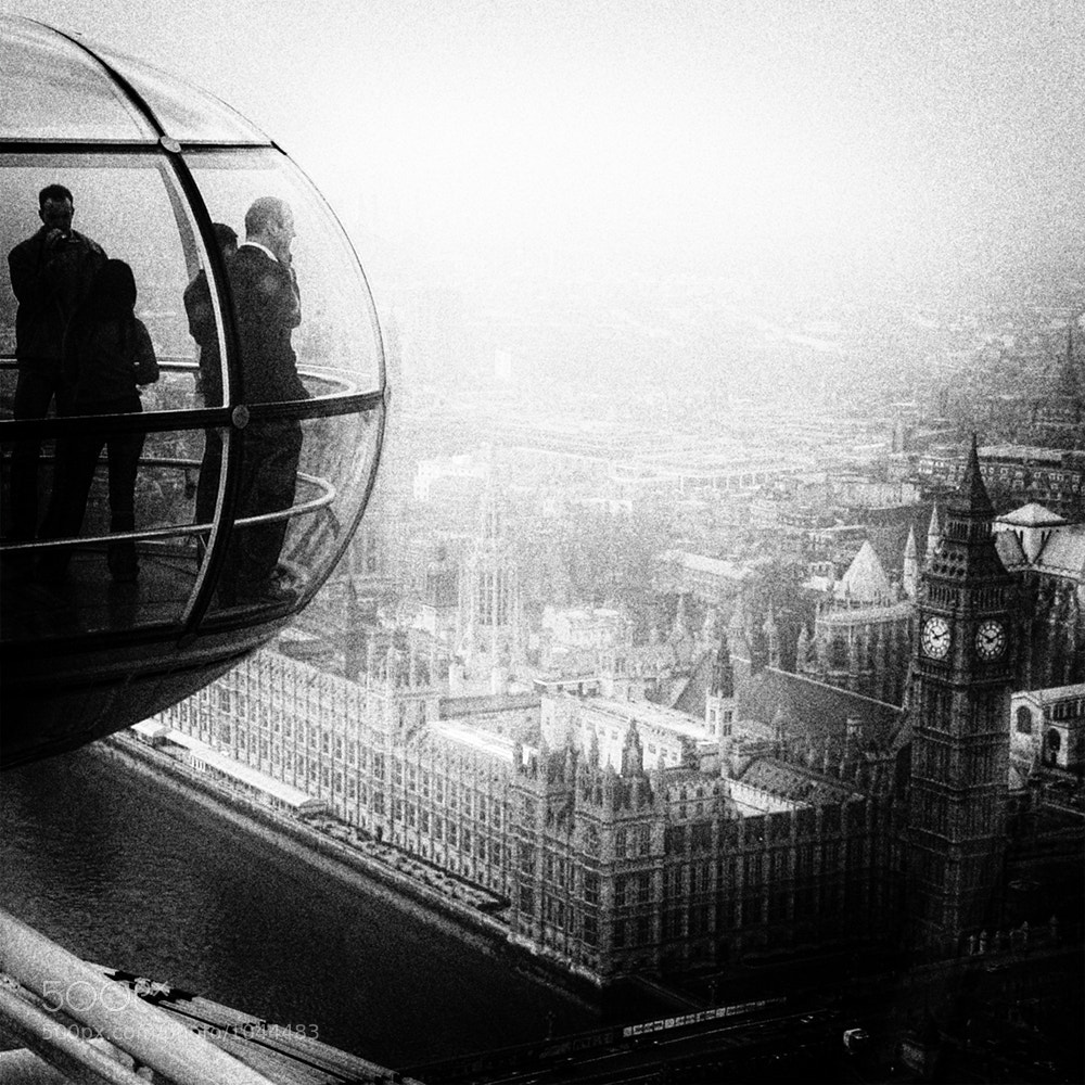 Eye II, London, by Jens Klettenheimer