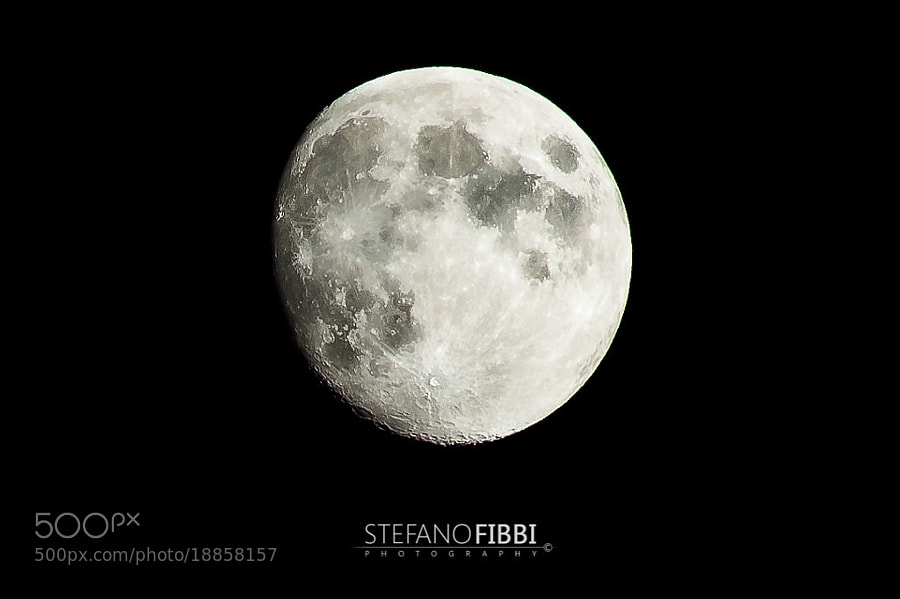 Photograph Moon by Stefano Fibbi on 500px