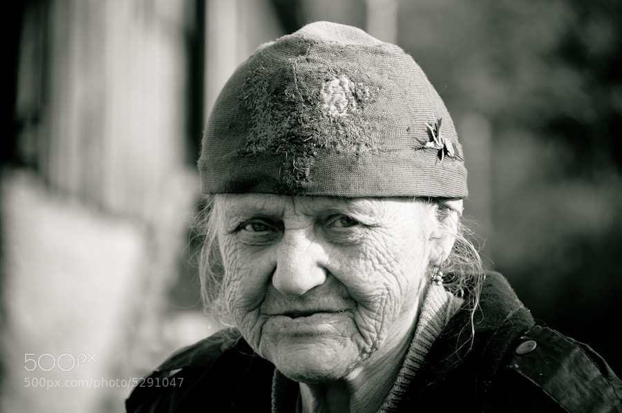 Old Romanian Women Looking 69