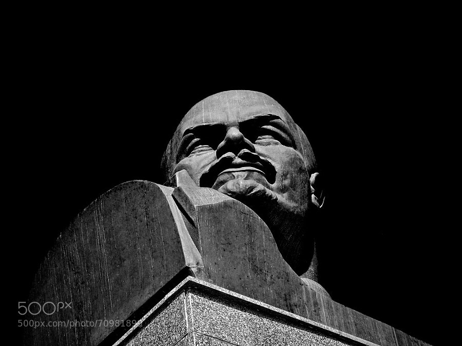 Photograph Monument V.I. Lenin in Khimki by Andrew Barkhatov on 500px