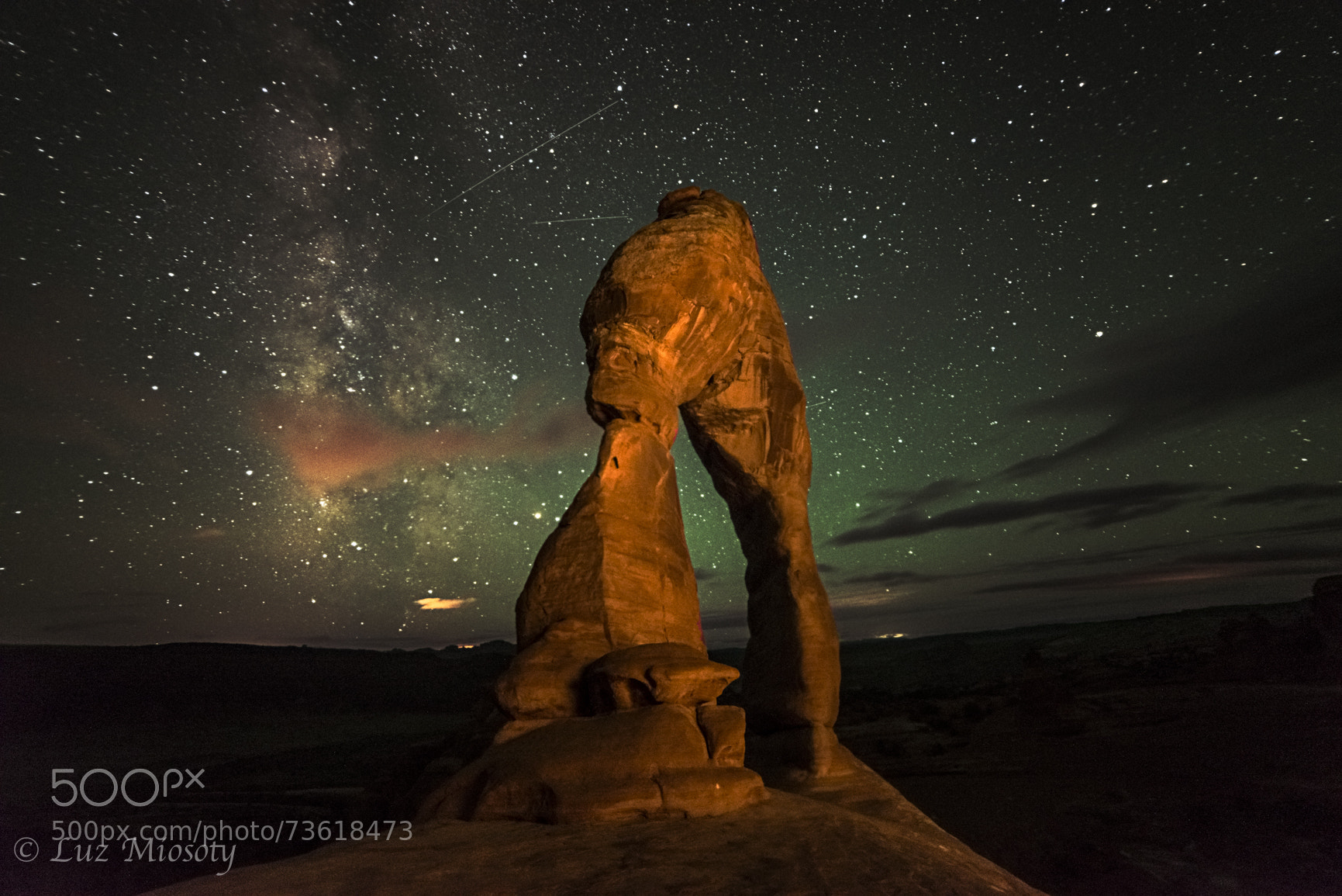 Photo Delicate Arch and Milky Way par Luz Miosoty Ortiz on 500px