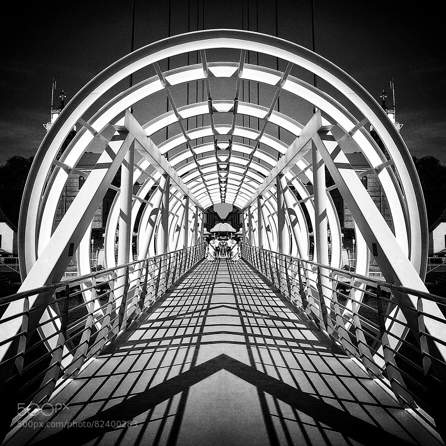 Photograph Symmetry by Tomasz Olszewski on 500px