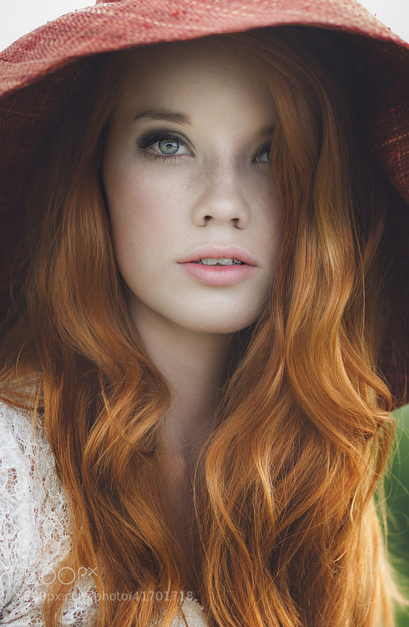 Photograph Abbie by Pauly Pholwises on 500px