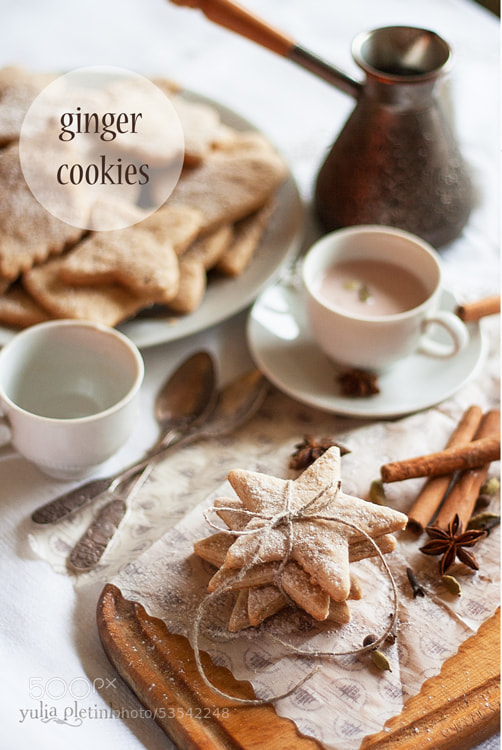 Photograph ginger cookies by Yulia Pletinka on 500px