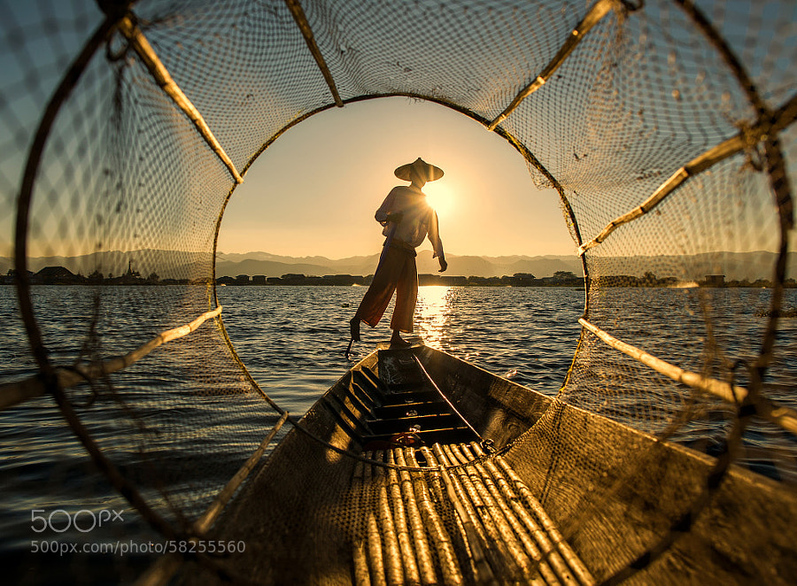 Photograph fisherman @ inle lake by hamni juni on 500px